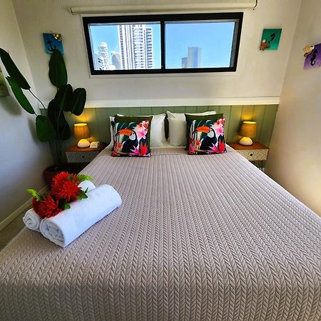 גולד קוסט Broadbeach, Stylish Apartment Close To Everything מראה חיצוני תמונה