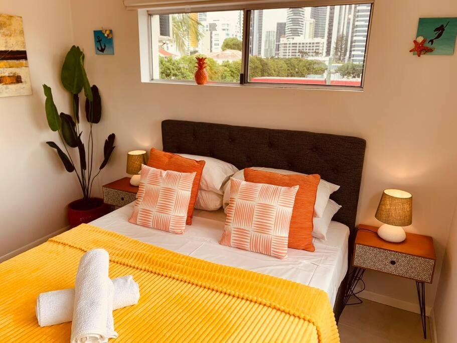גולד קוסט Broadbeach, Stylish Apartment Close To Everything מראה חיצוני תמונה