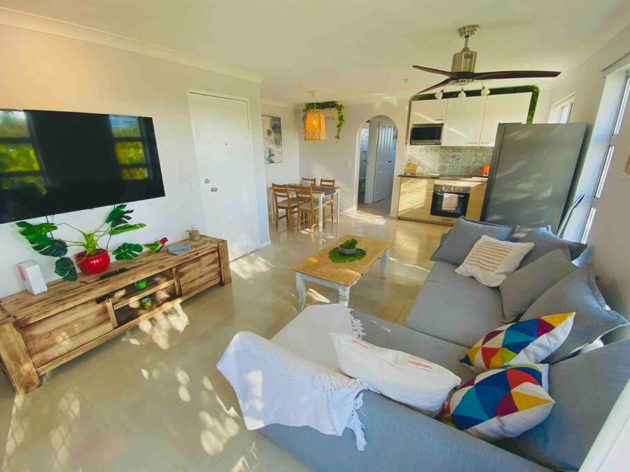 גולד קוסט Broadbeach, Stylish Apartment Close To Everything מראה חיצוני תמונה